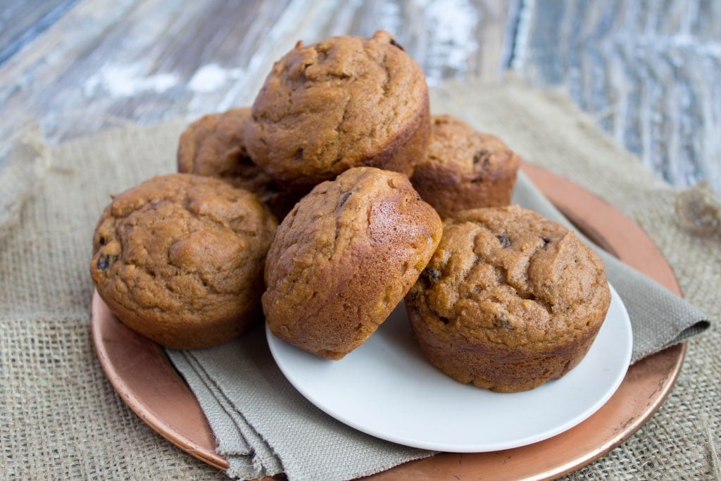 healthy pumpkin muffins with applesauce