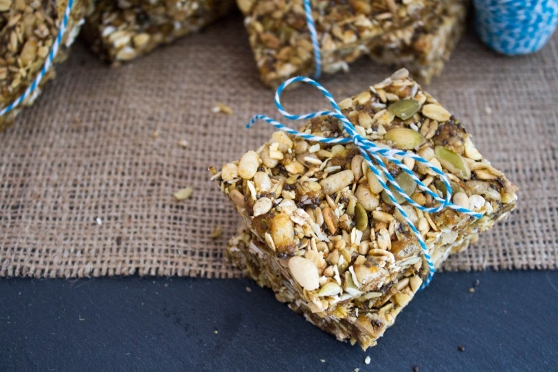 5 Min No Bake Peanut Butter Chia Granola Bars