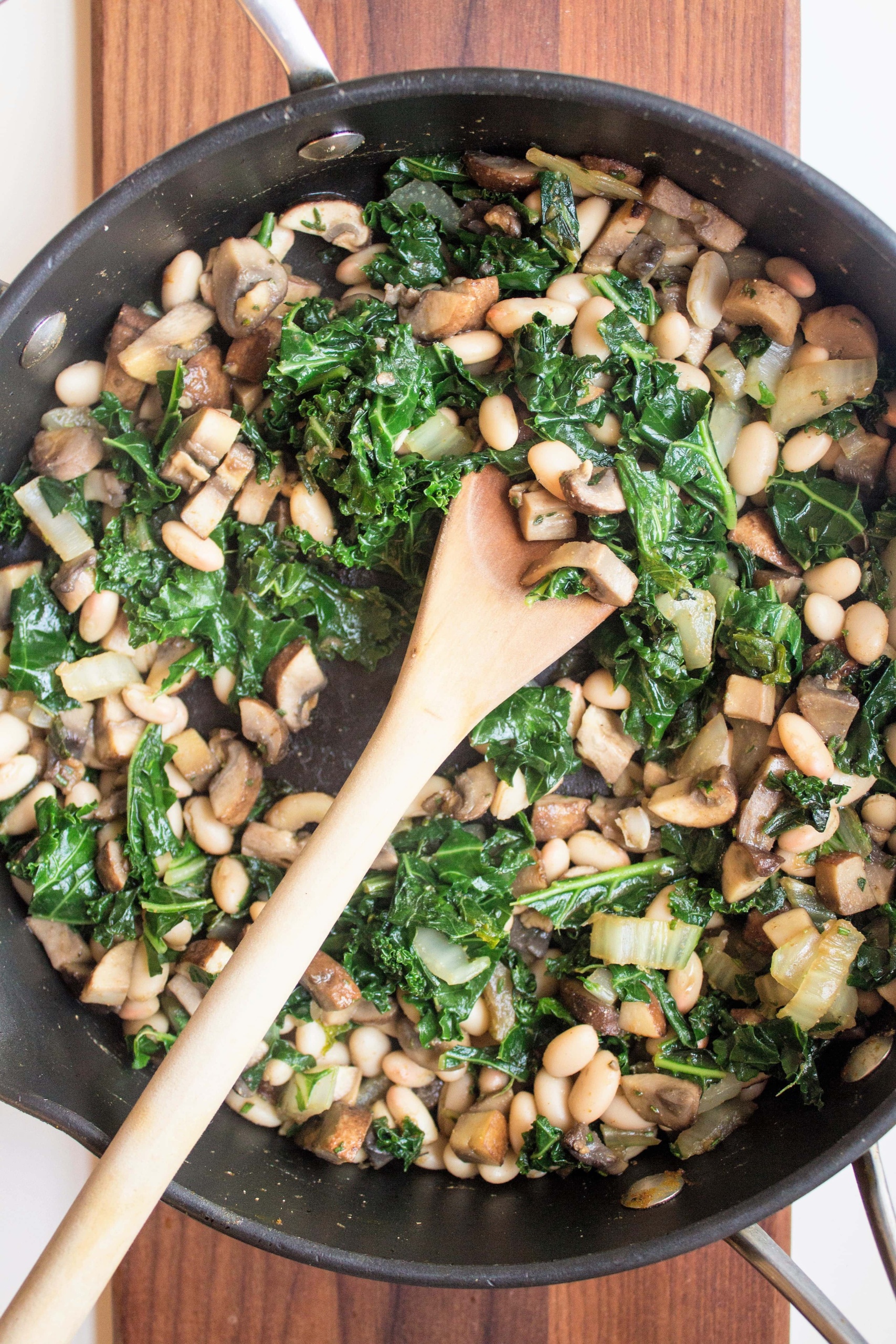 Mushroom Quinoa Side Dish Recipe ("Cheesy" + Vegan)