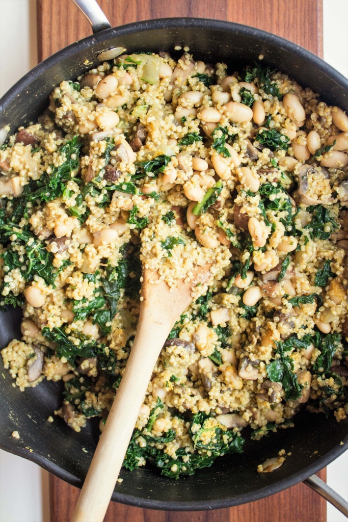 how to make “Cheesy” Vegan Mushroom Quinoa