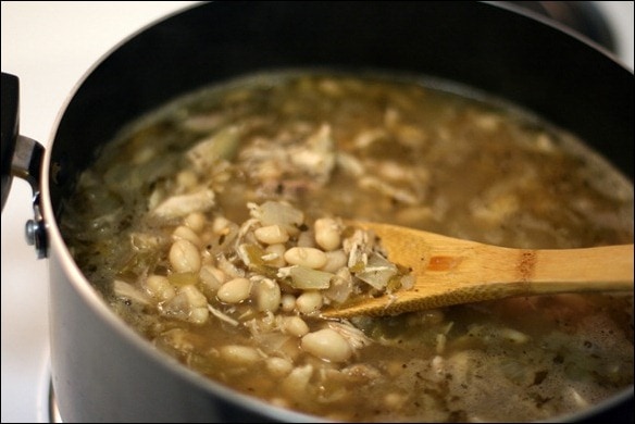 Chicken & White Bean Chili Soup Recipe | Healthy, Fast, Easy