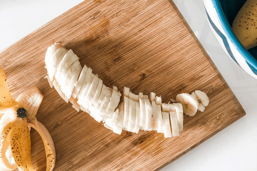 The Most Awesome Way to Slice a Banana food