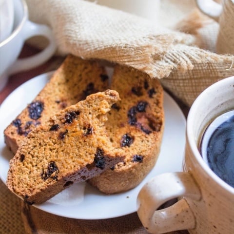 Whole Wheat Pumpkin Goji Biscotti