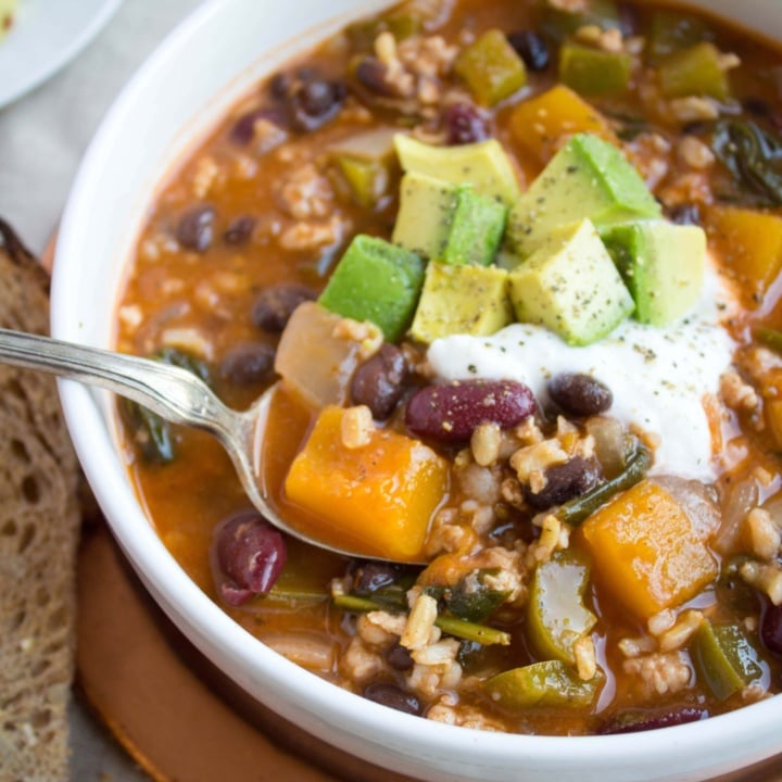 Easy Slow Cooker Turkey Chili - fANNEtastic food