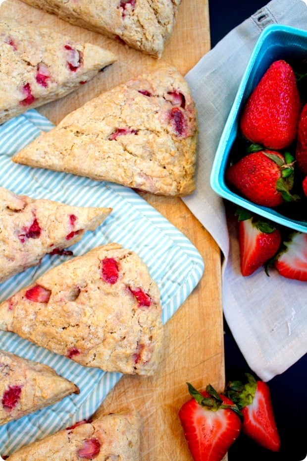 vegan strawberry scones