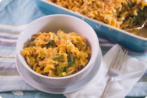 healthy mac and cheese with almond milk and veggies
