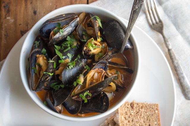 creamy mussels in tomato broth