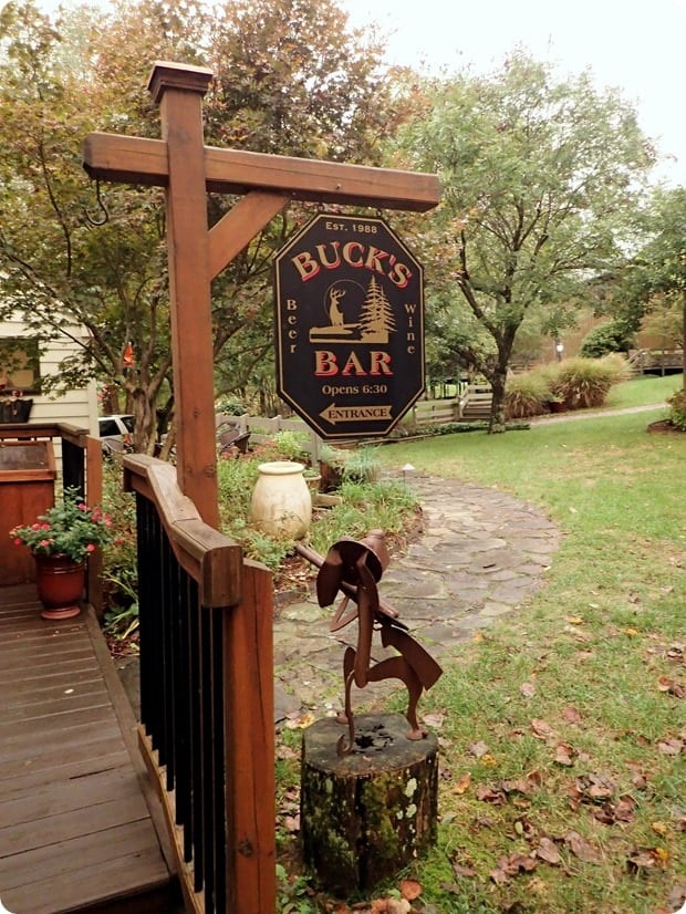 buck's bar fort lewis