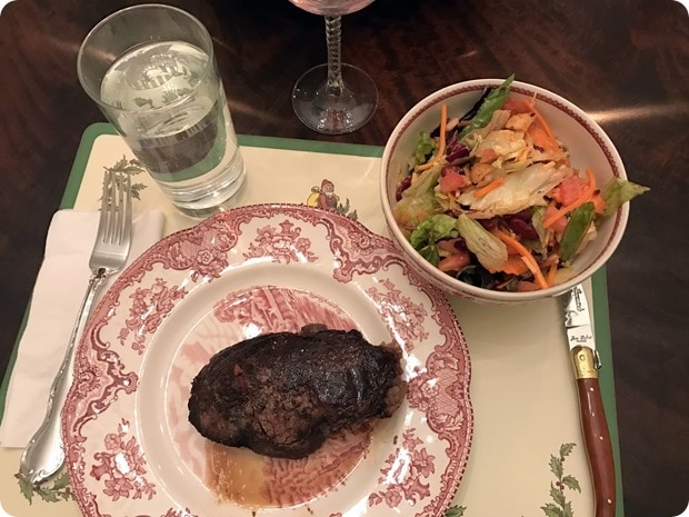 steak and taco salad