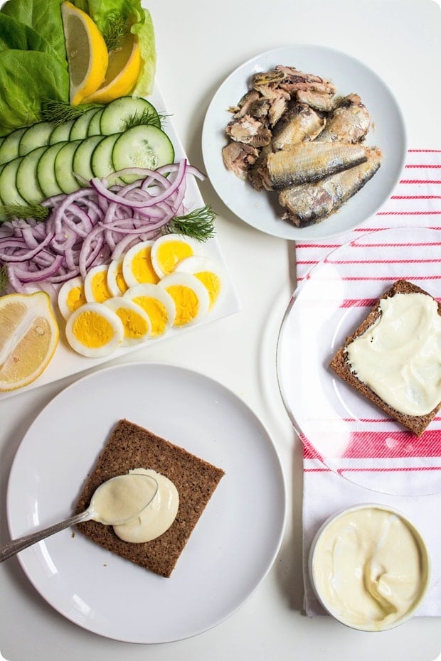 scandinavian sardine sandwich ingredients