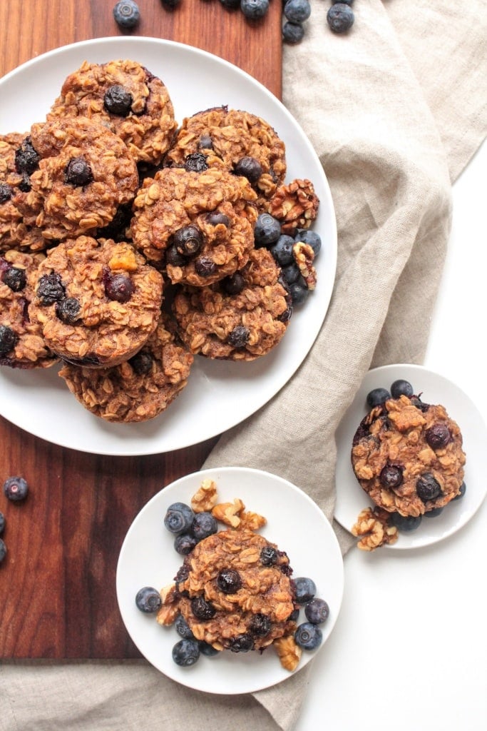 blueberry banana oatmeal muffins