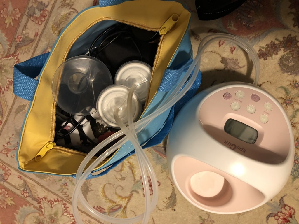 what to bring with you when pumping on a plane