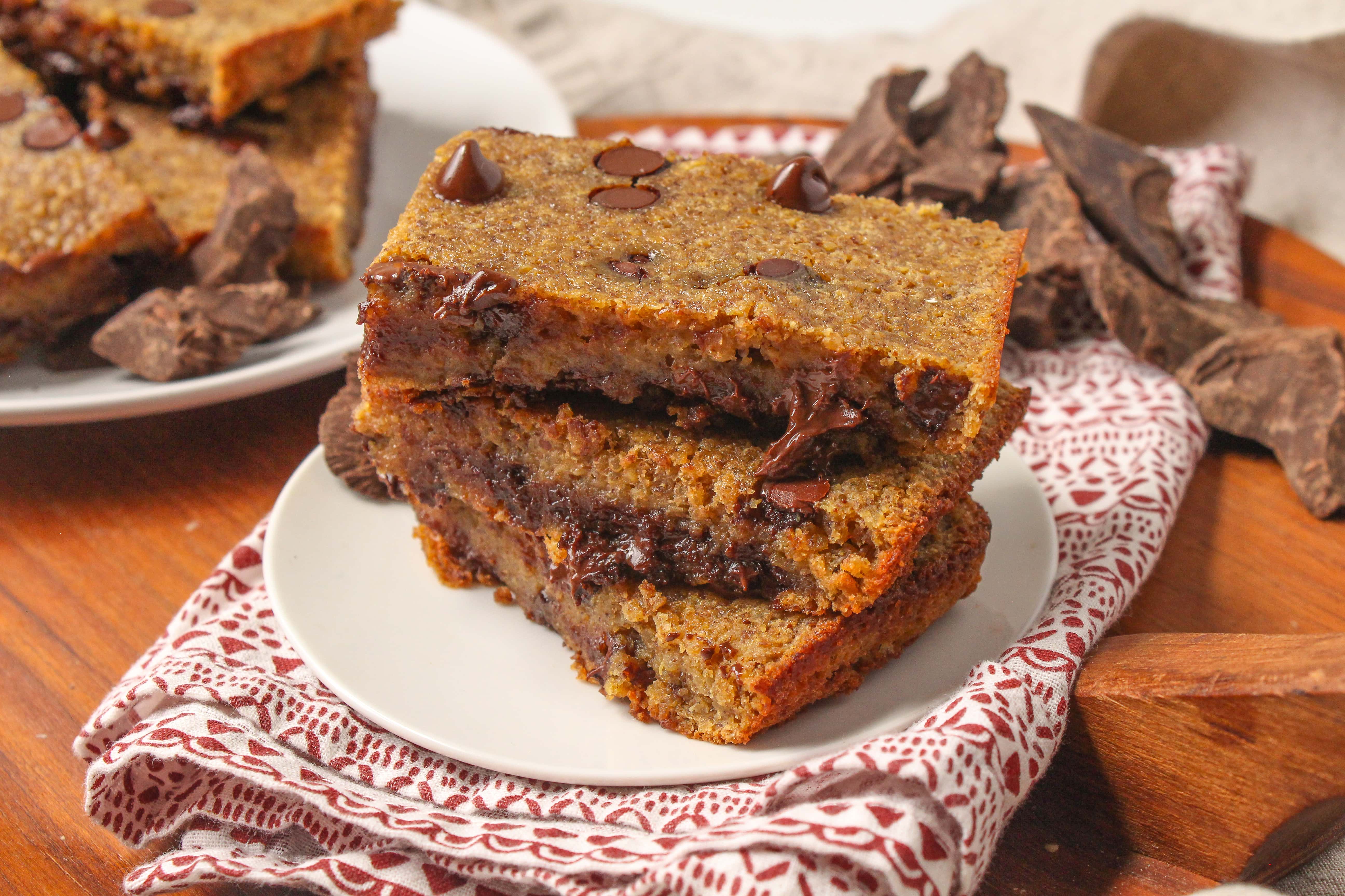 Gluten Free Dark Chocolate Quinoa Bars Recipe