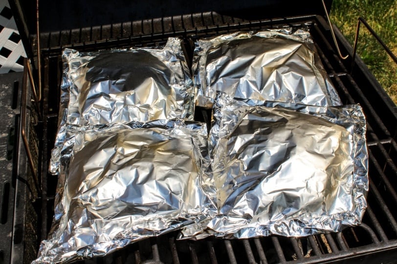 how to cook sausage and veggies in foil packets on the grill