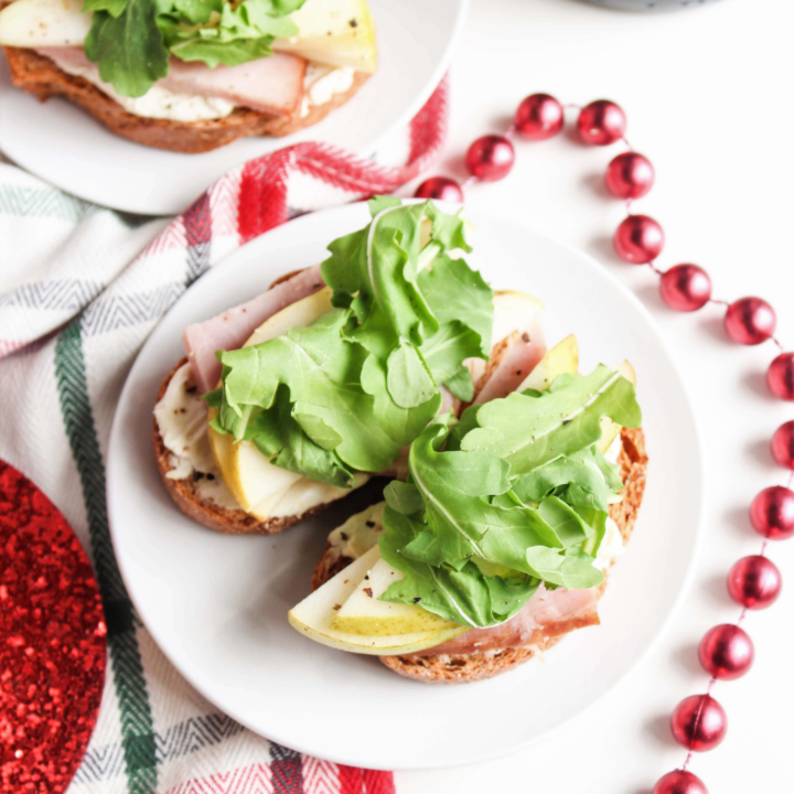 Ham & Pear Crostini with Goat Cheese