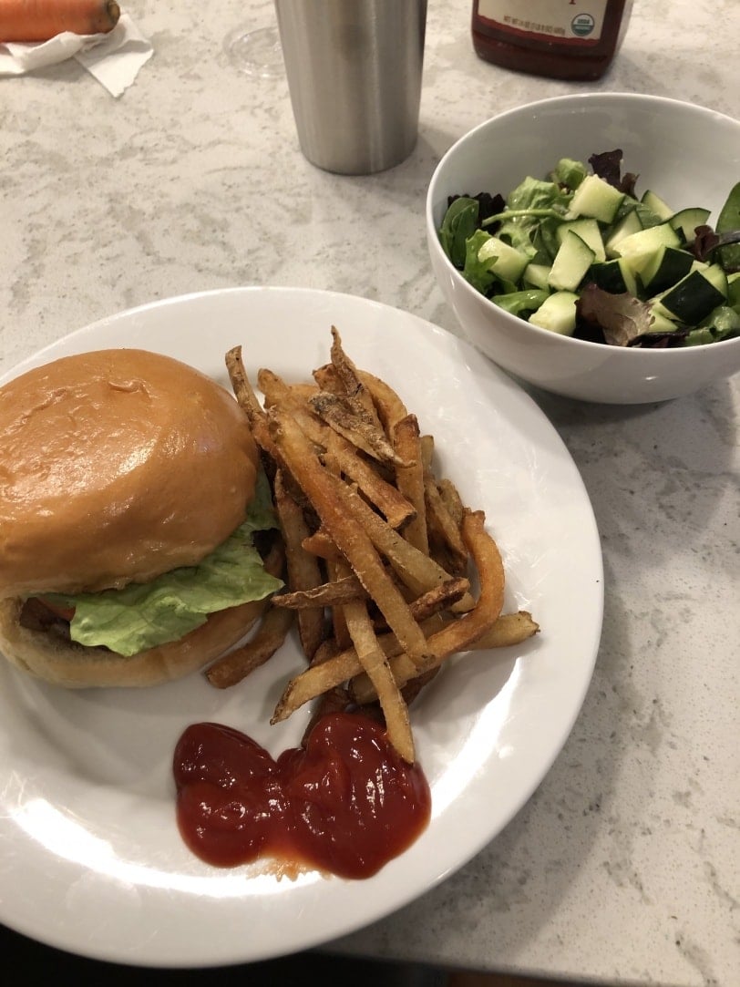 how to practice intuitive eating with burgers and fries 