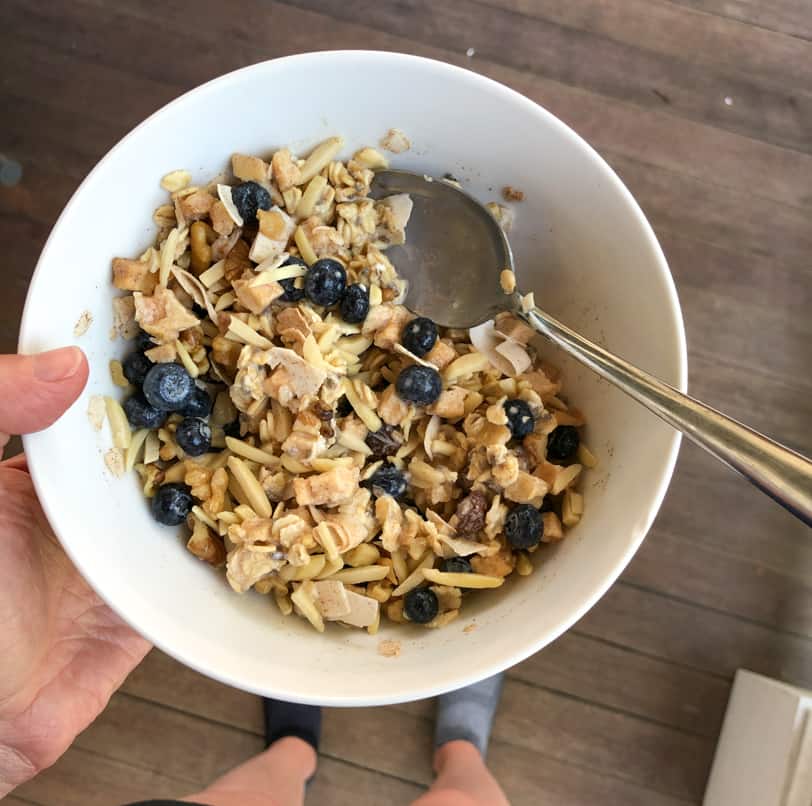 overnight oats with blueberries and nuts