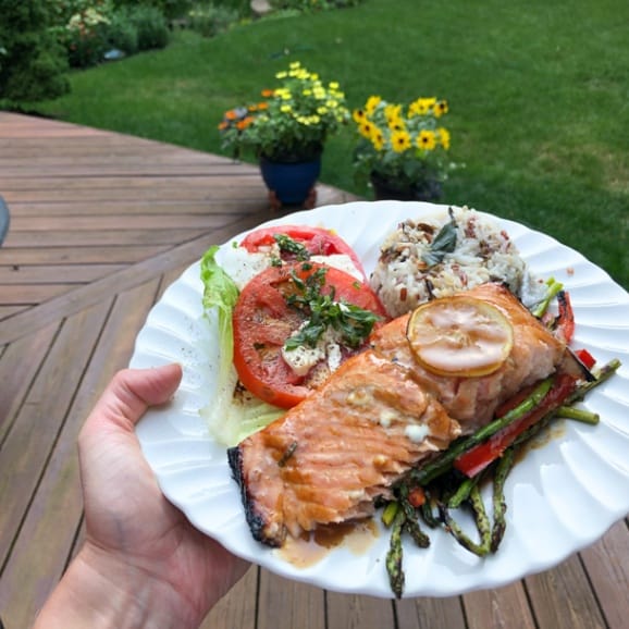 grilled asian salmon with veggies