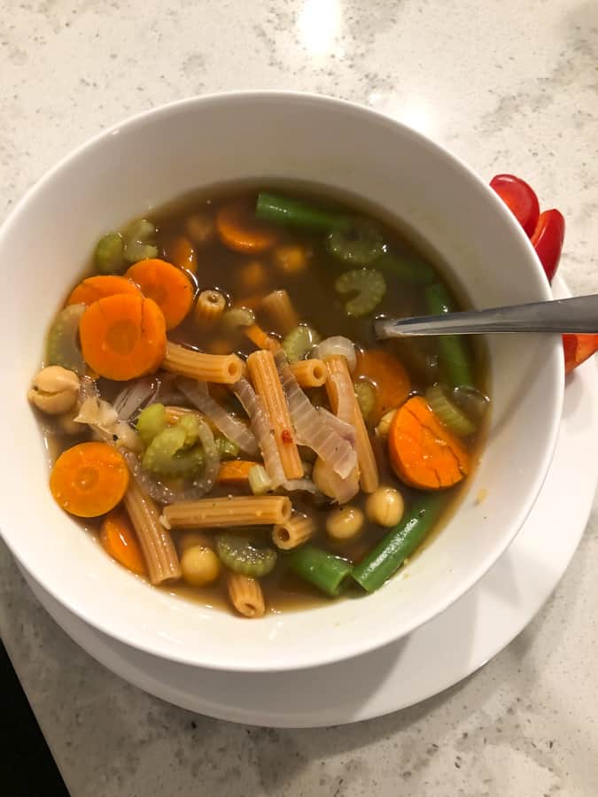 minestrone soup with veggies