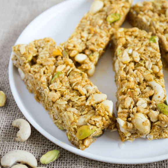 Puffed Rice Granola Bars with Curry