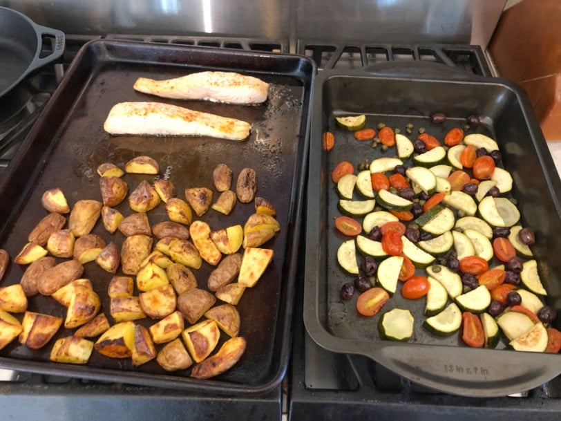 sheet pan salmon with roasted potatoes and veggies