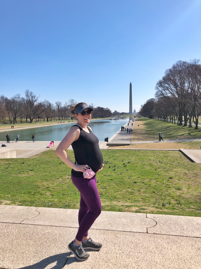30 weeks pregnant walking by dc monuments
