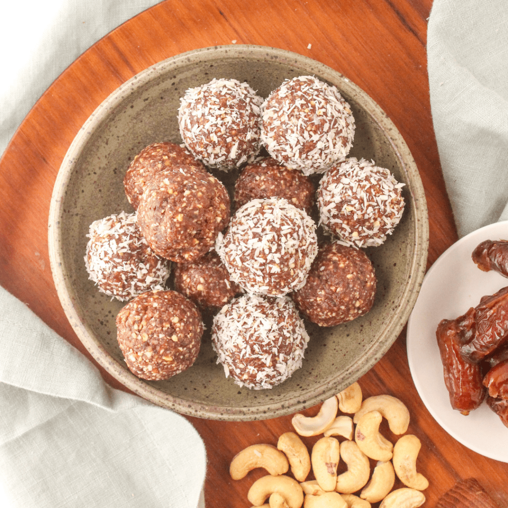 No Bake Chocolate Bliss Balls with Cashews (4 Ingredients