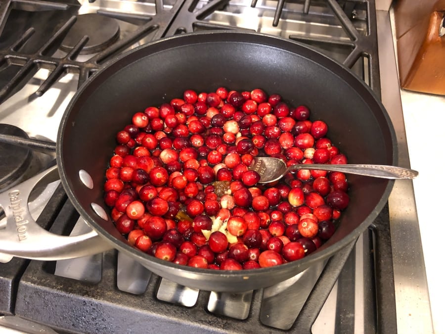 homemade cranberry sauce for thanksgiving