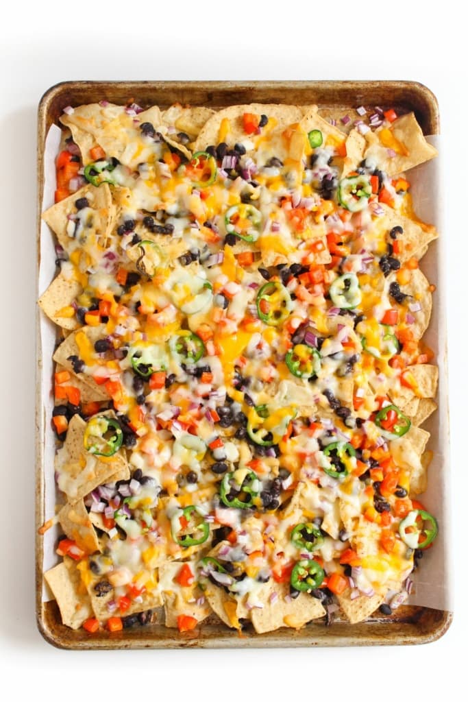 baked sheet pan vegetarian nachos