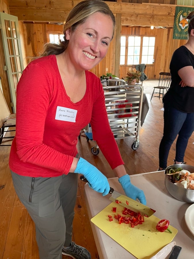 anne mauney cutting peppers
