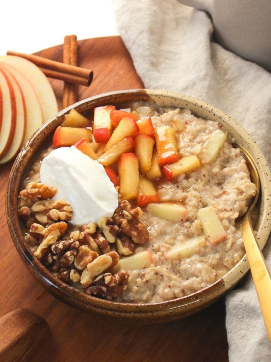 Stovetop Apple Cinnamon Oatmeal with Honey