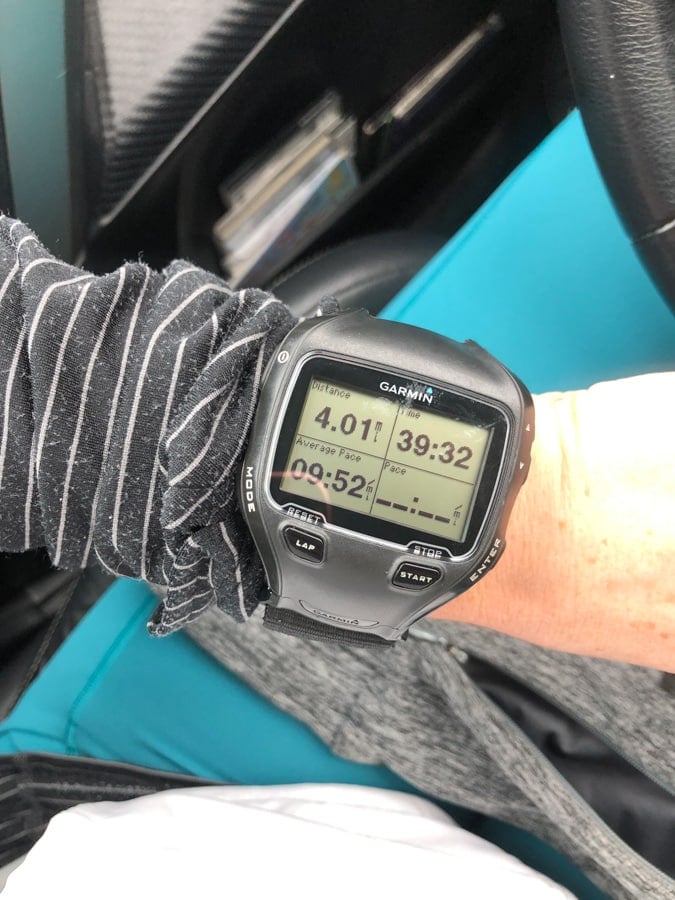 garmin watch with 4 mile stats on it
