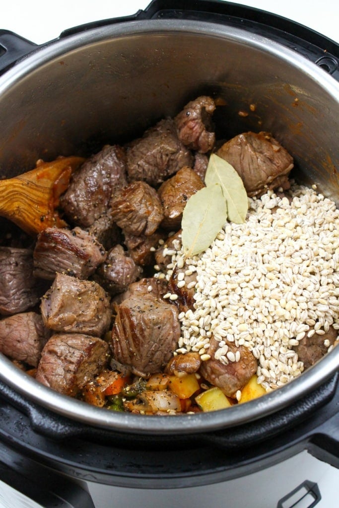 beef cubes and barley in an Instant Pot