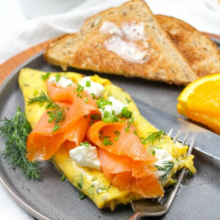 10 Minute Smoked Salmon Omelette With Creamy Goat Cheese FANNEtastic Food 10 Minute Smoked Salmon Omelette With Creamy Goat Cheese FANNEtastic Food