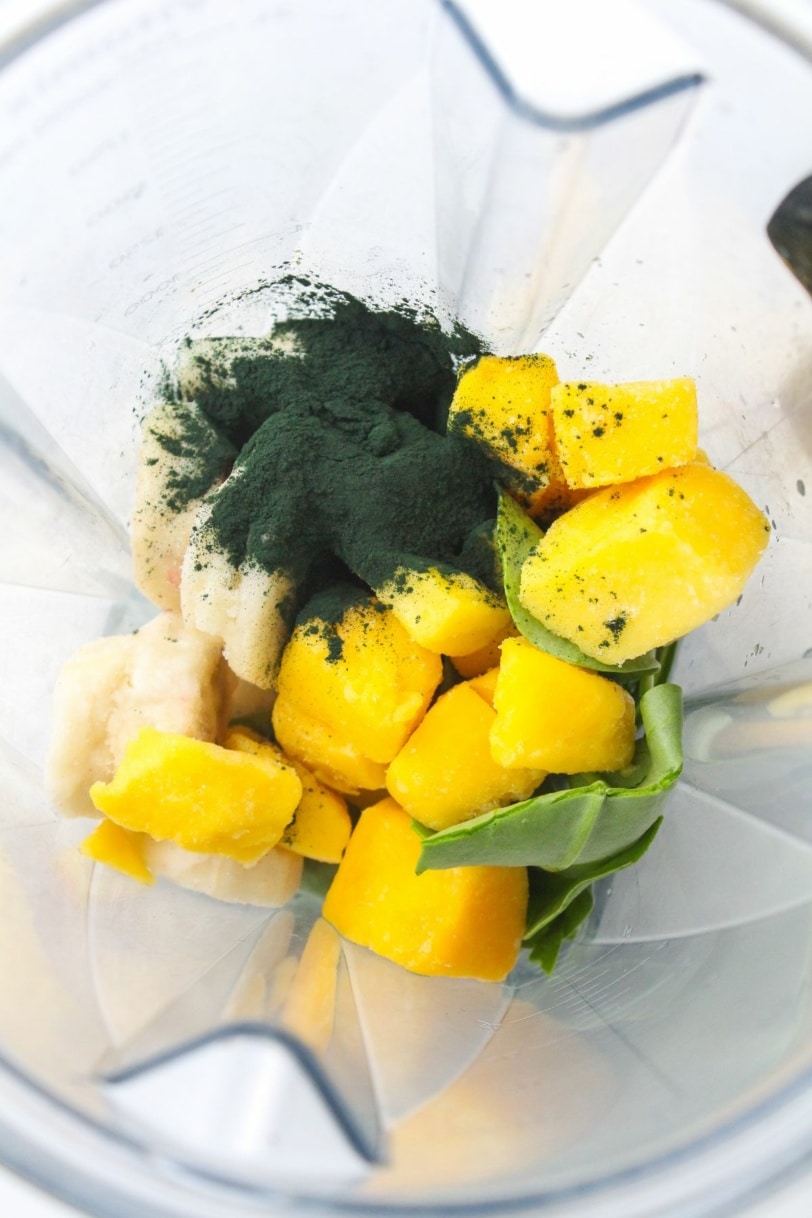Creamy & NutrientPacked Spirulina Green Smoothie with Mango