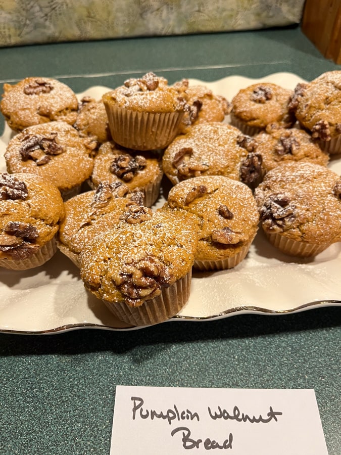 pumpkin walnut muffins