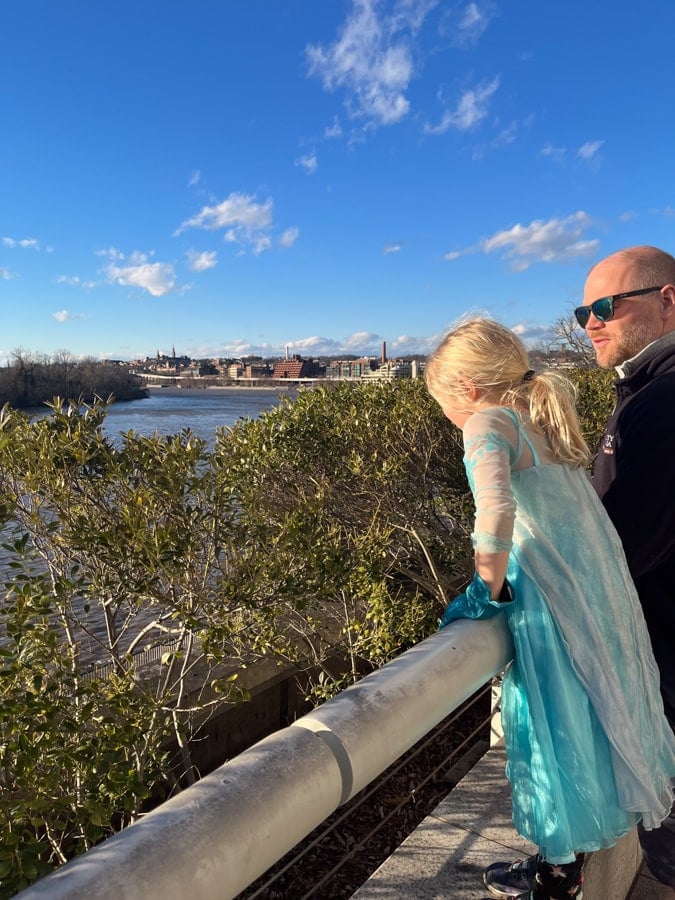 looking at the view from the kennedy center over the potomac river