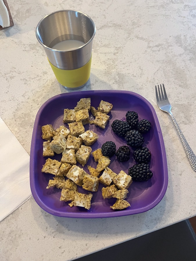 banana egg pancake with berries on a plate