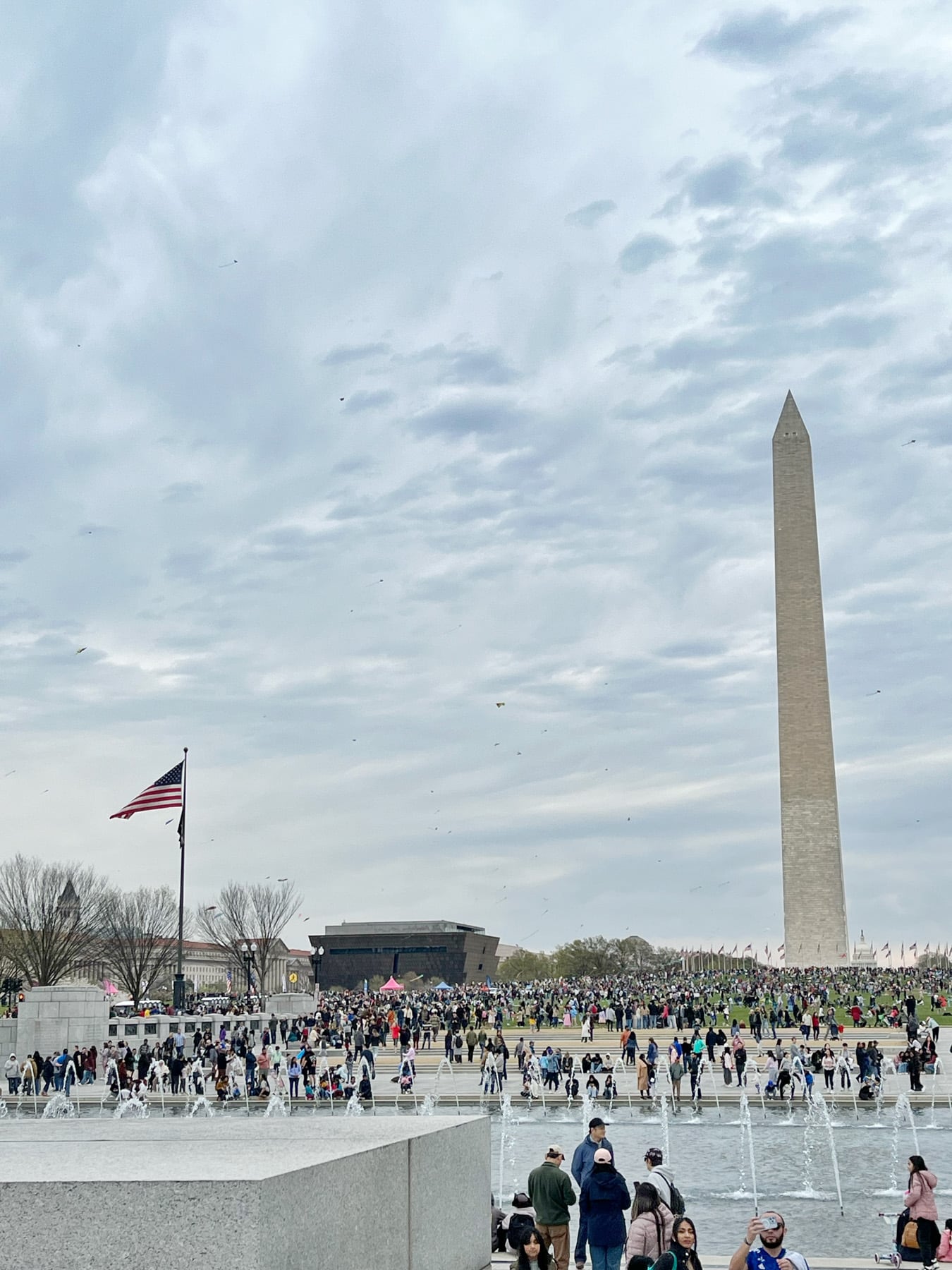 crowded day at the WWII memorial