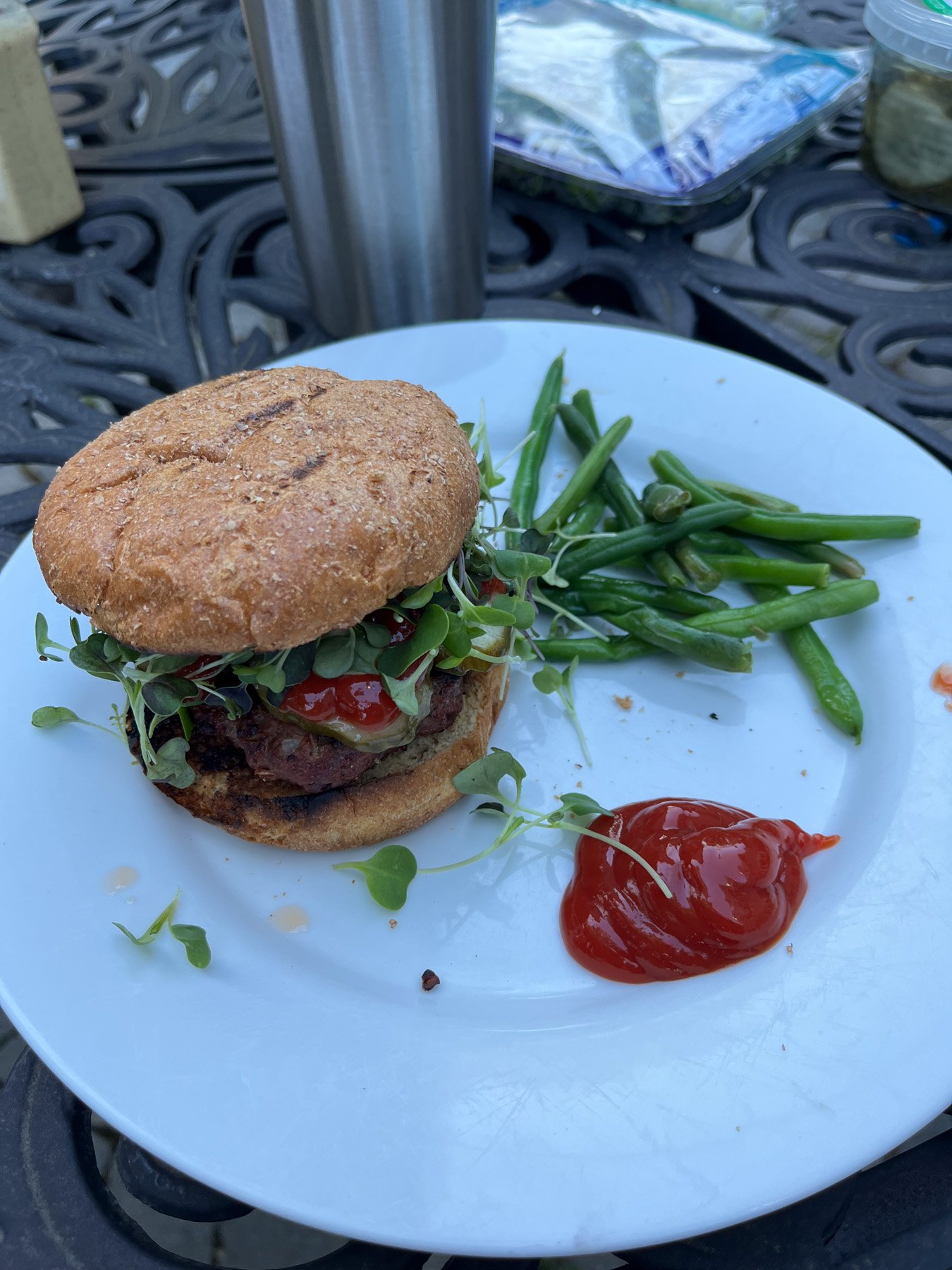 burger with string beans