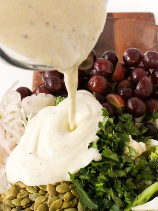 5-Ingredient Creamy Lemon Greek Yogurt Dressing (Easy!)